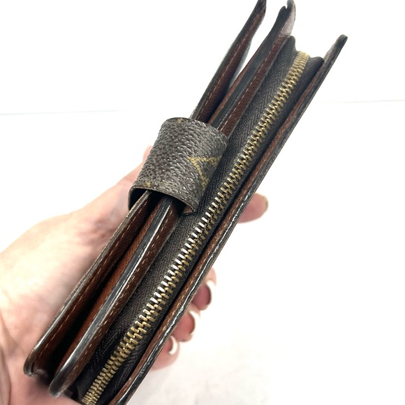 SOLD! Louis Vuitton Porte Papier Passport Wallet - Picture 5 of 16